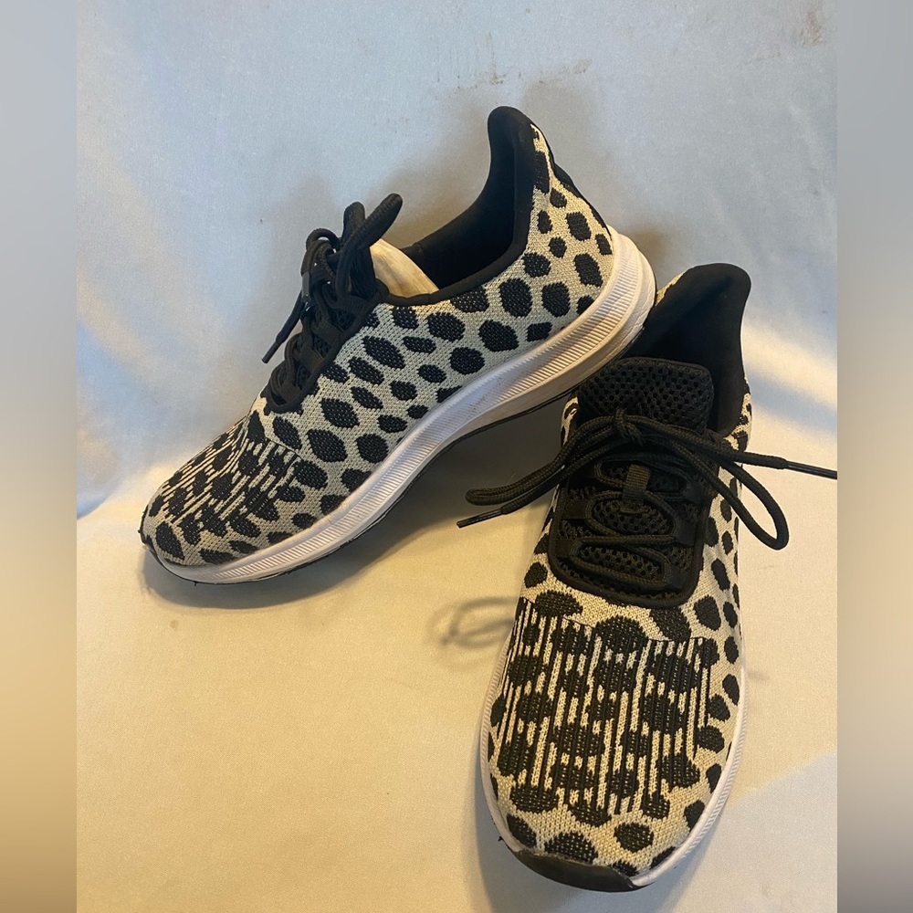 Unbranded Spotted Fabric Sneakers
